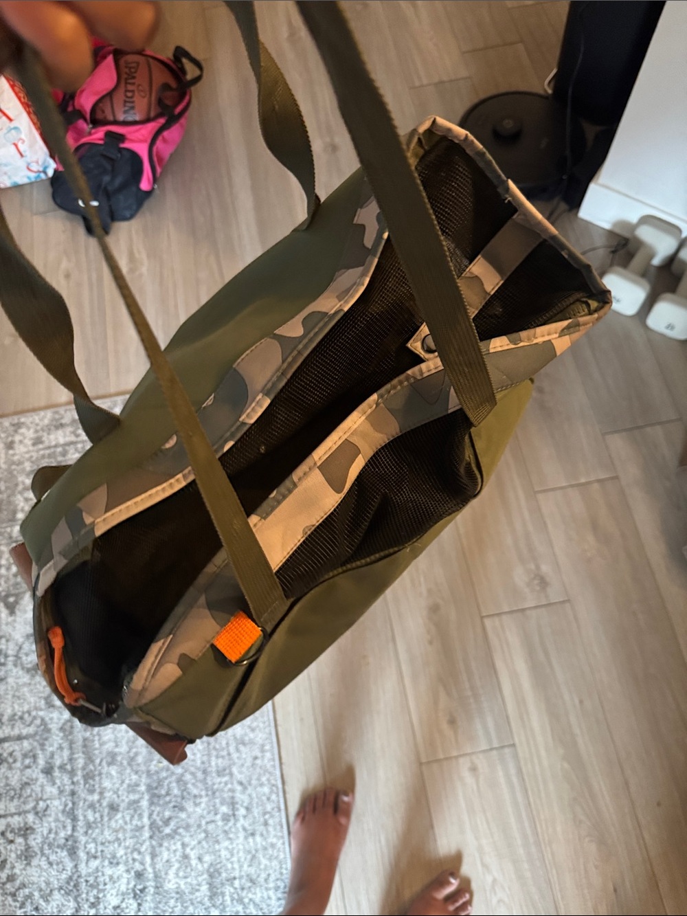Olive Green Camo-Trim Pet carrier